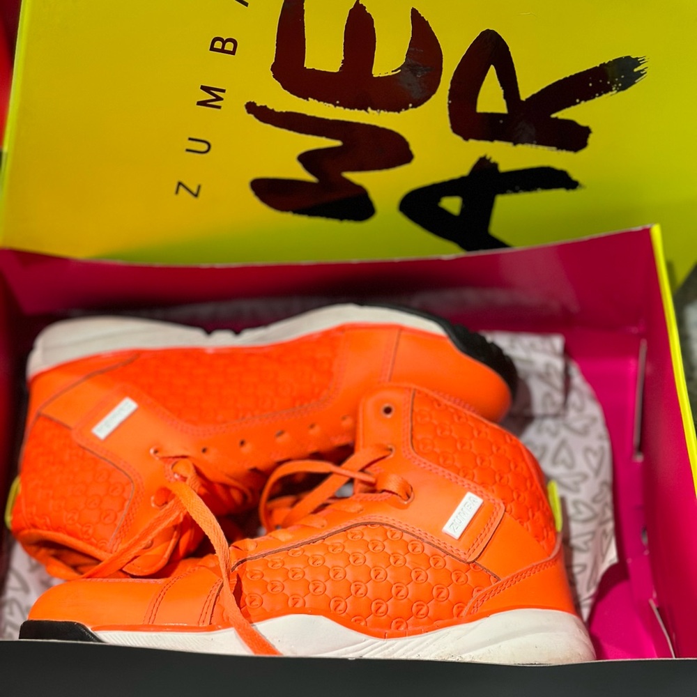 Zumba Energy Boss, orange  Size 7